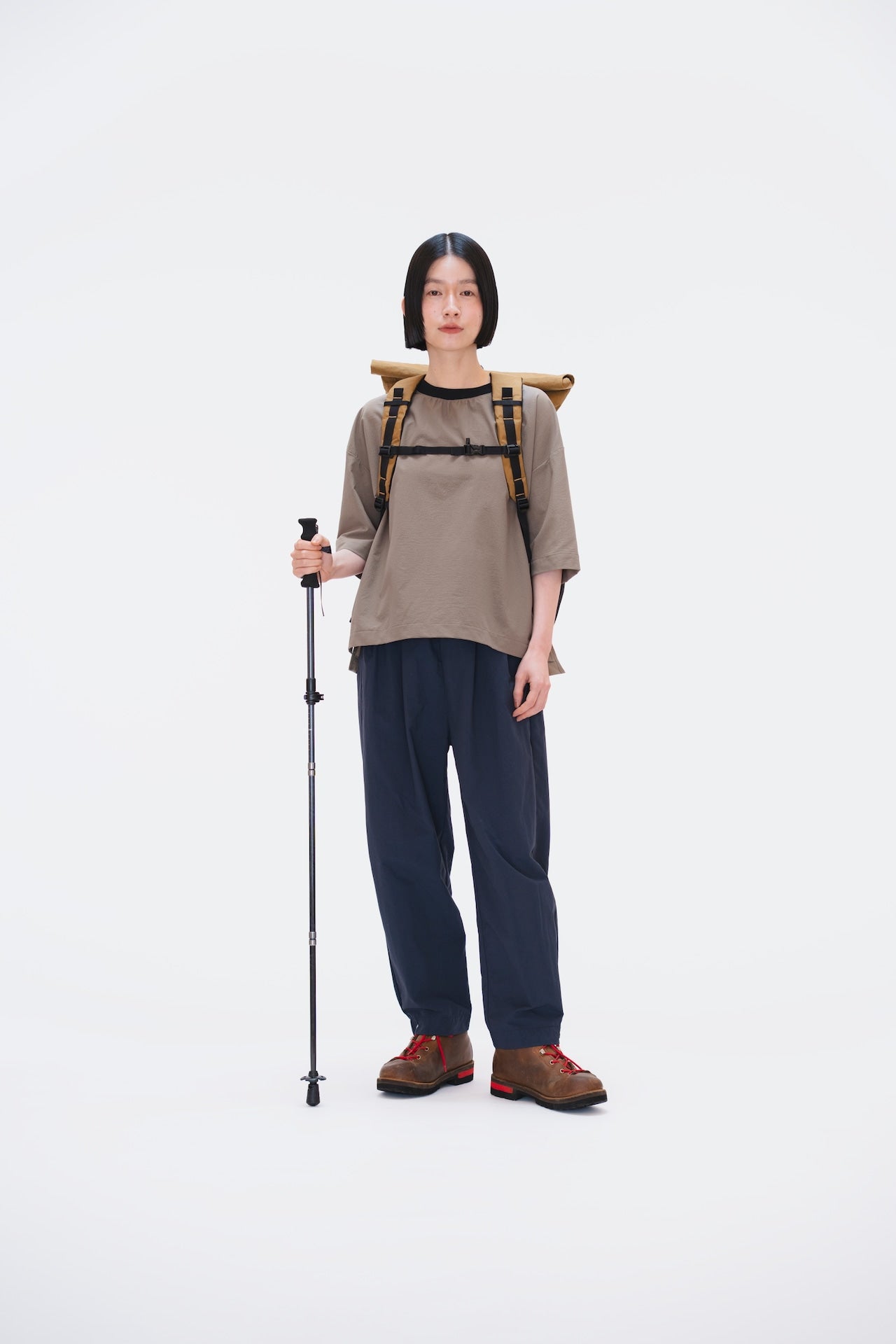 MOUNTAIN DAISY PRODUCTS Hau Hike Tee