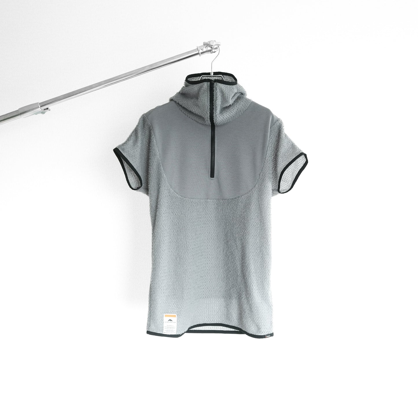 ULTRA GOOD LUCK ALPHA HOODIE 90 / SHORT SLEEVES