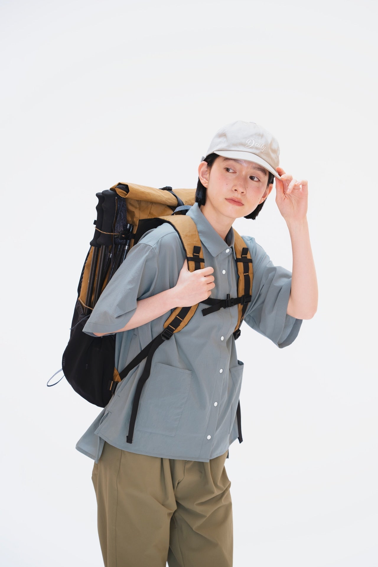 MOUNTAIN DAISY PRODUCTS  Hau Hike Shirt