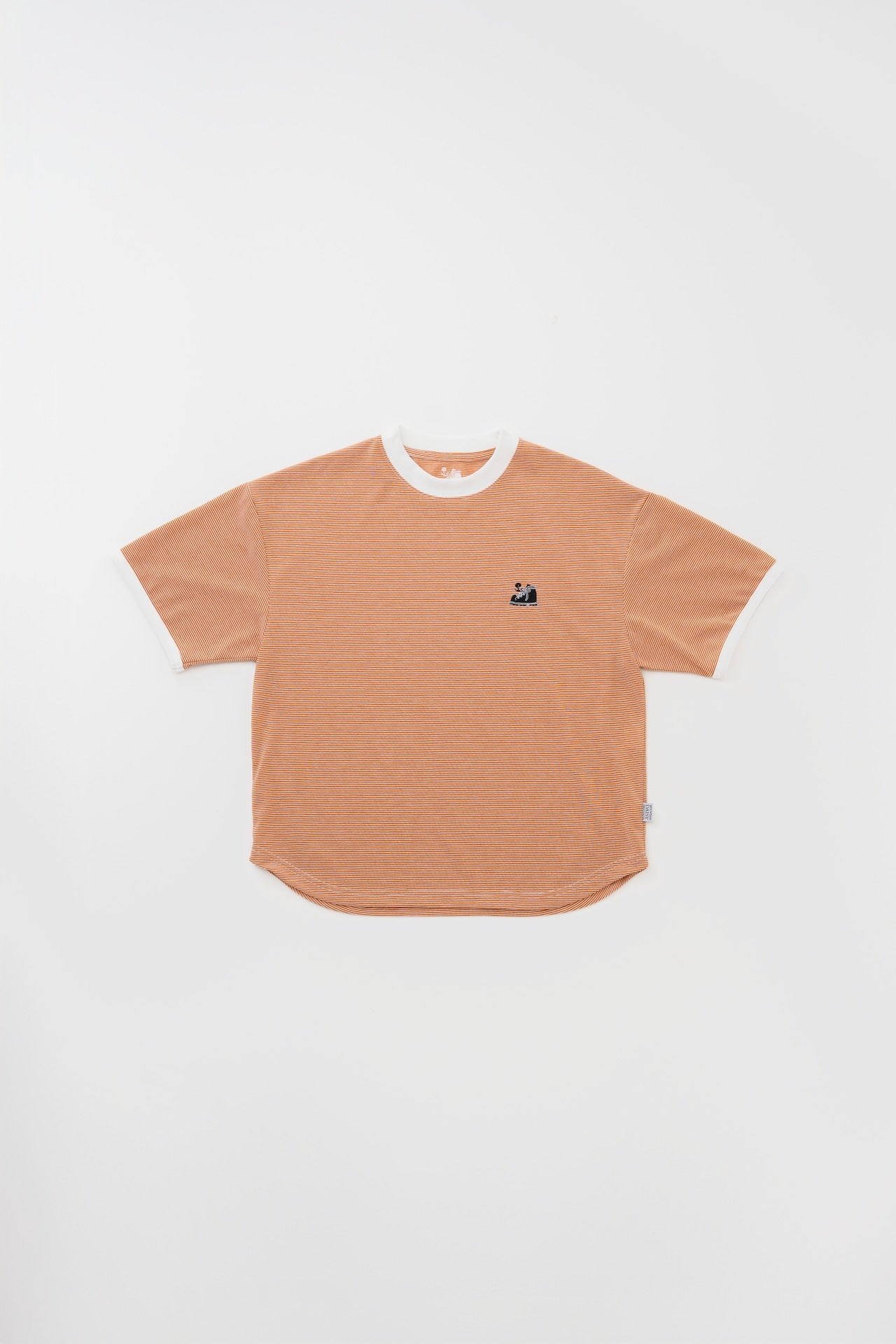 MOUNTAIN DAISY PRODUCTS Hike Border Tee