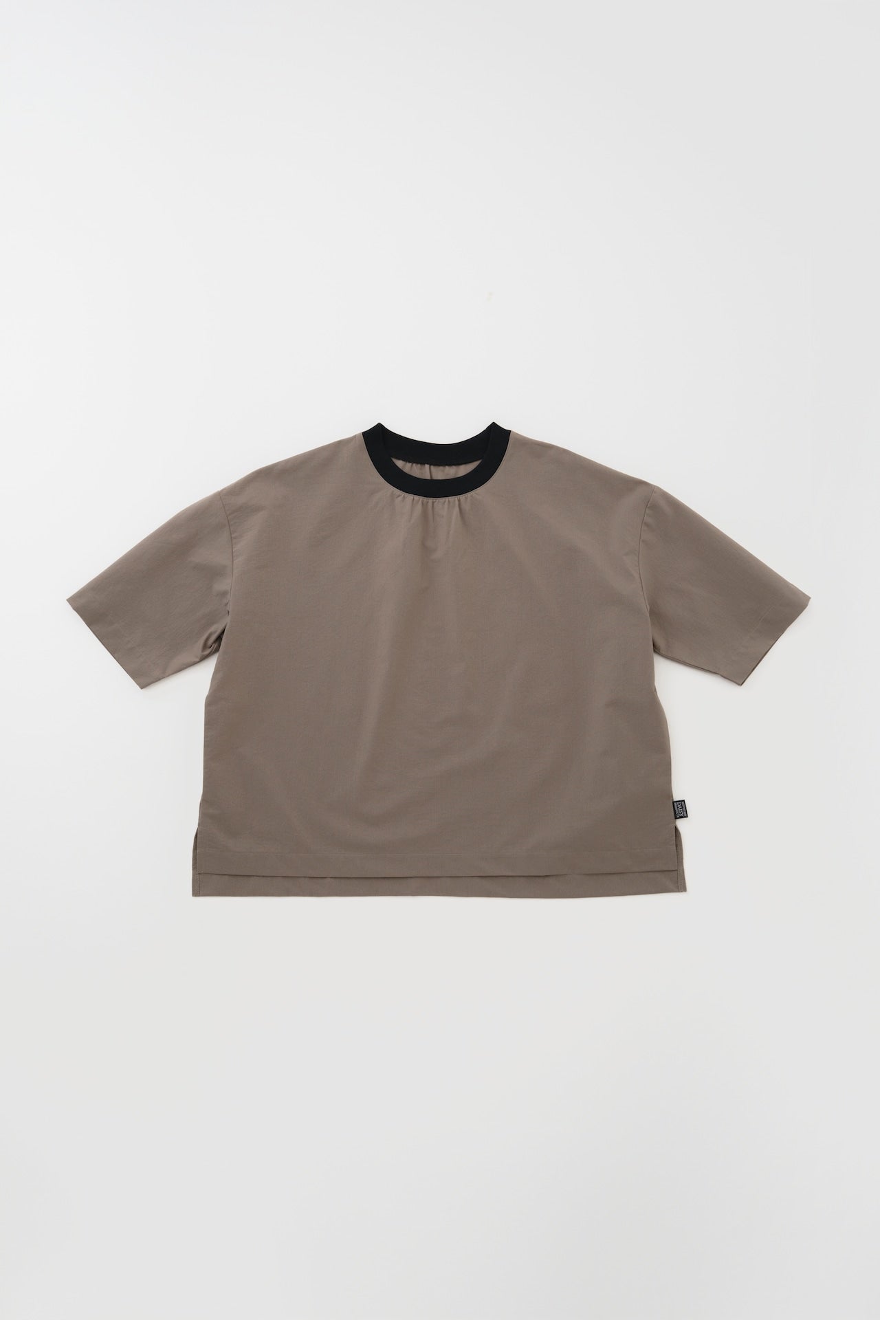 MOUNTAIN DAISY PRODUCTS Hau Hike Tee